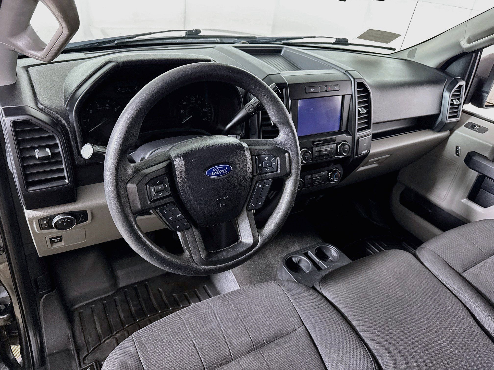 Used 2019 Ford F150 XL w/ Equipment Group 101A Mid AWD/4WD image 10