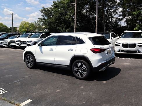 New 2025 Mercedes-Benz GLA 250 4MATIC image 5