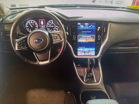 Used 2023 Subaru Outback Premium AWD/4WD image 6