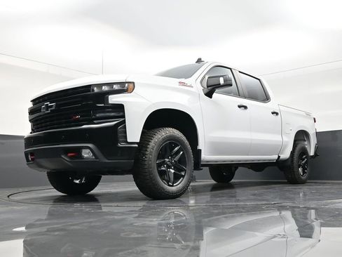 Used 2022 Chevrolet Silverado 1500 LT Trail Boss w/ Safety Package AWD/4WD image 21