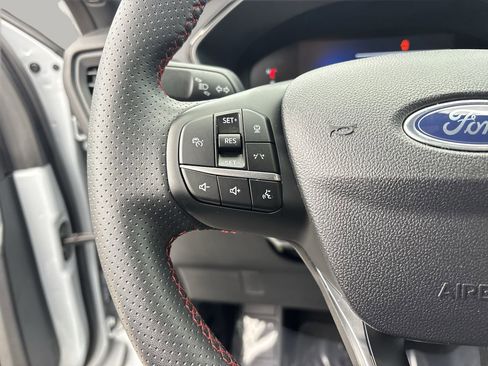 Certified 2025 Ford Escape ST-Line w/ Tech Pack #1 image 27