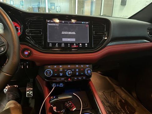 Used 2024 Dodge Durango SRT Hellcat AWD/4WD image 6
