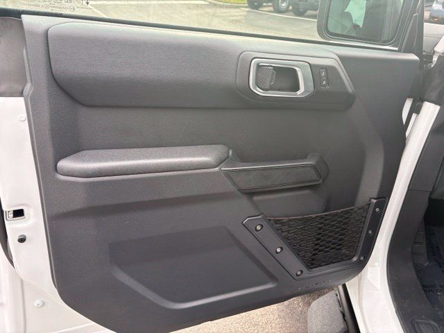 Used 2026 Ford Bronco Badlands AWD/4WD image 15