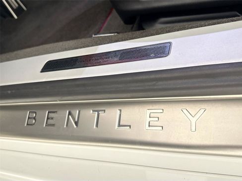 Used 2020 Bentley Continental GT AWD/4WD image 32