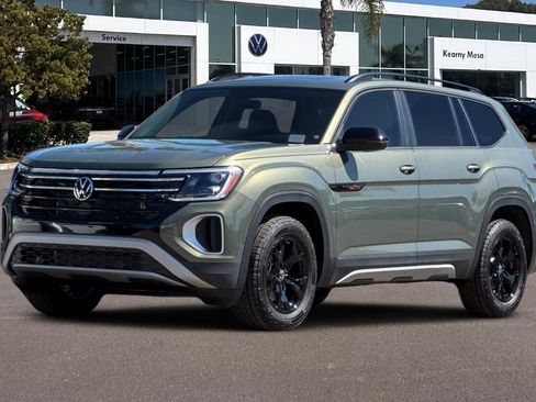 New 2025 Volkswagen Atlas Peak Edition SE image 8