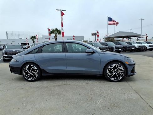 New 2025 Hyundai Ioniq 6 SEL image 6