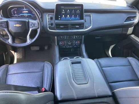 Used 2023 Chevrolet Suburban Premier AWD/4WD image 15