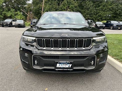 Certified 2022 Jeep Grand Cherokee L Overland image 3