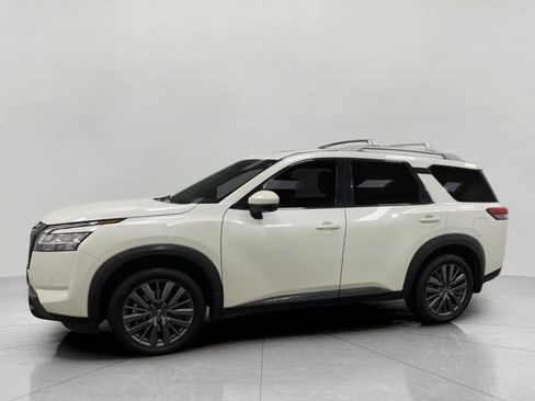 Used 2022 Nissan Pathfinder SL w/ SL Premium Package AWD/4WD image 9