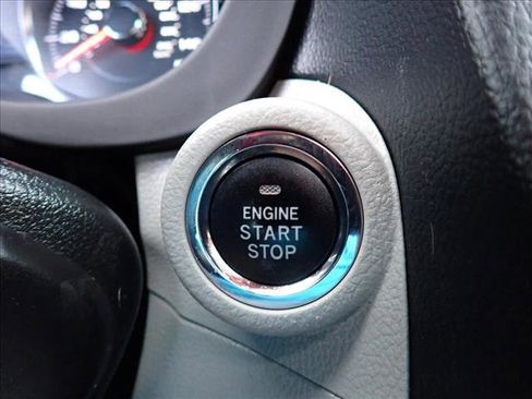 Used 2014 Subaru Forester 2.5i Touring AWD/4WD image 24