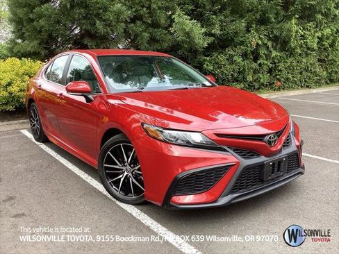 Certified 2023 Toyota Camry SE AWD/4WD image 1