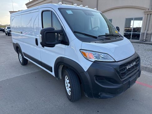 Used 2023 RAM ProMaster 2500 image 17