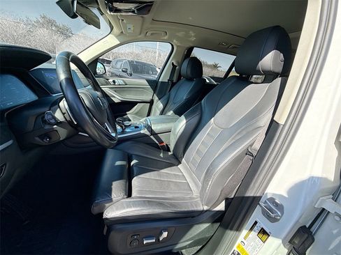 Used 2021 BMW X7 xDrive40i w/ Premium Package image 23