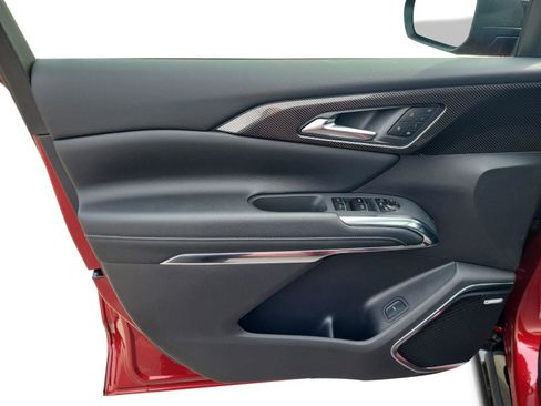 New 2026 Chevrolet Traverse High Country w/ LPO, Floor Liner Package image 9