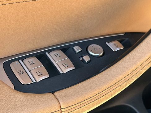 Used 2020 BMW X3 xDrive30i w/ Premium Package image 17