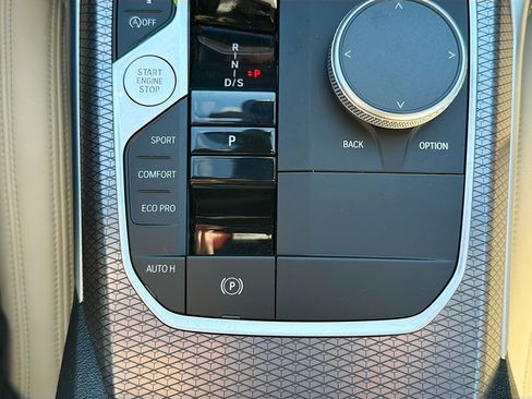 Used 2025 BMW M240i xDrive M240i image 32