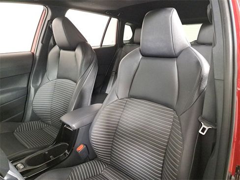 Used 2023 Toyota Corolla Cross XSE w/ Convenience Package image 19