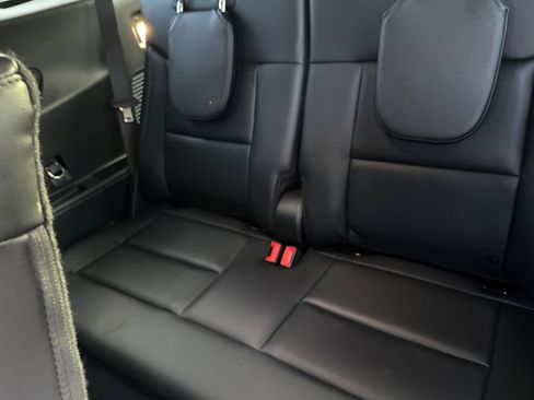 Certified 2022 Ford Explorer XLT w/ Equipment Group 202A image 16