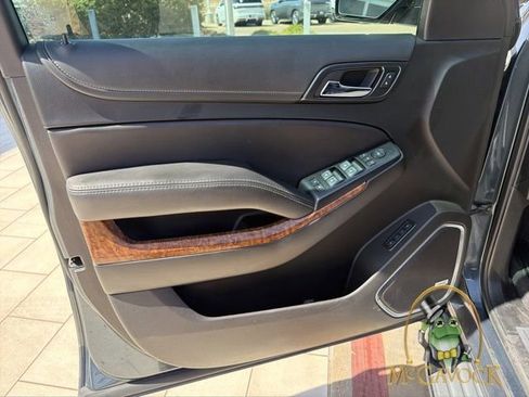 Used 2019 Chevrolet Tahoe Premier RWD image 7