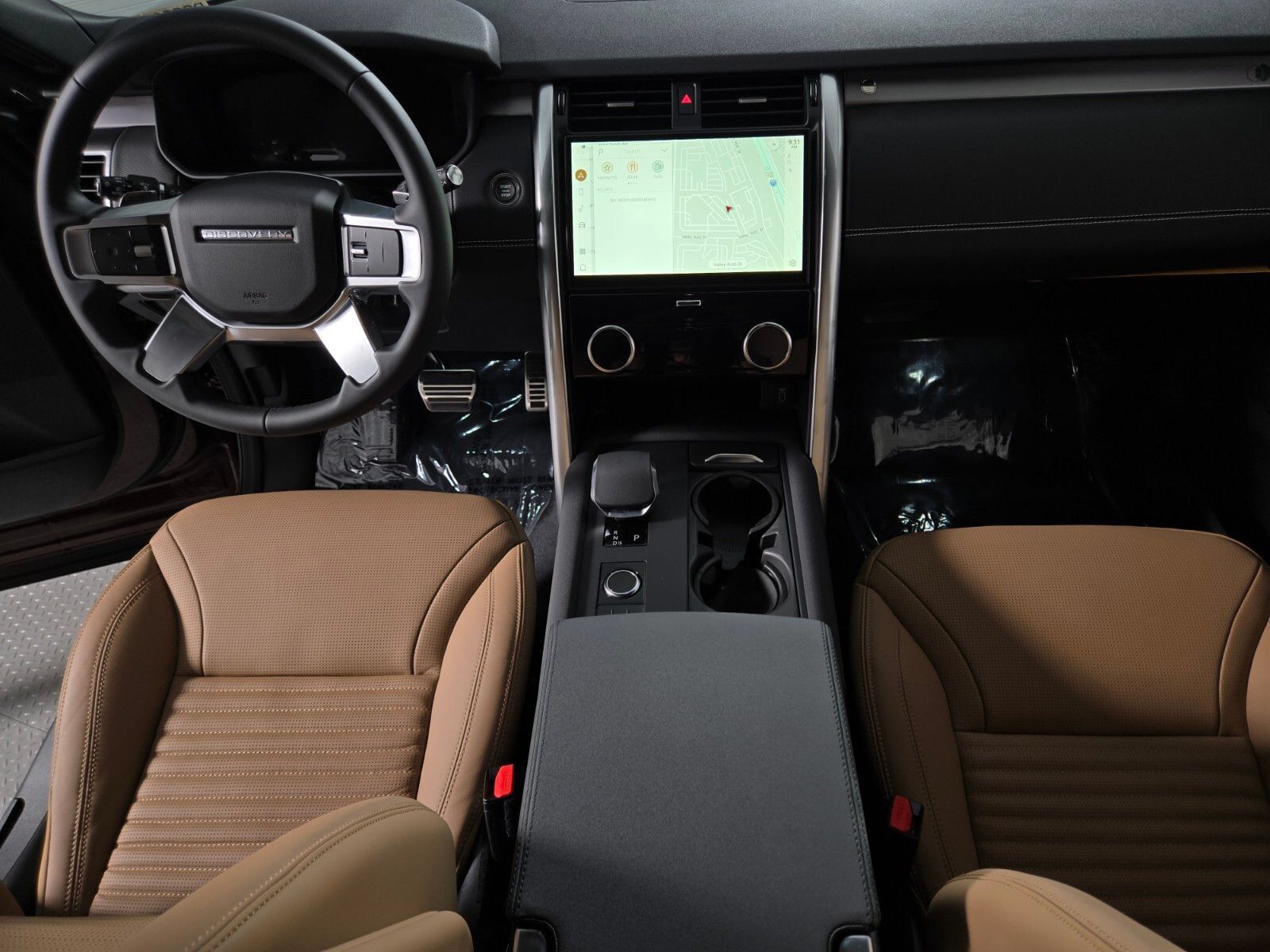 New 2026 Land Rover Discovery Limited Edition AWD/4WD image 4