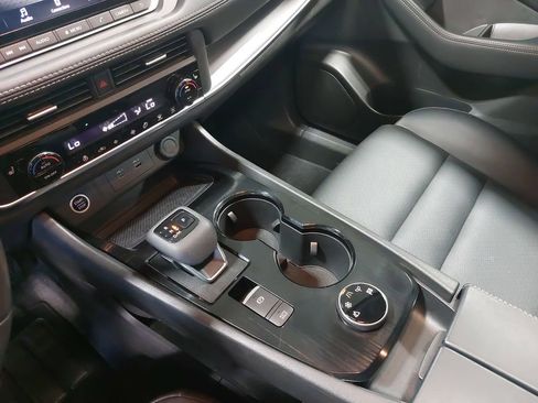 Certified 2023 Nissan Rogue SV w/ SV Premium B Package AWD/4WD image 25