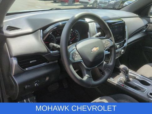 Used 2024 Chevrolet Traverse LT AWD/4WD image 11