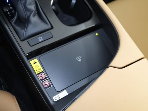 Used 2024 Lexus ES 350 w/ Premium Package image 28