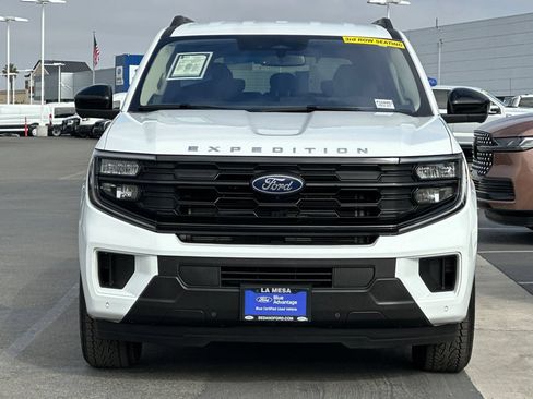 Certified 2025 Ford Expedition Active RWD image 8