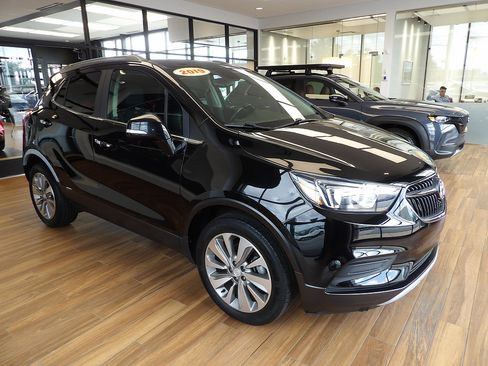 Used 2019 Buick Encore Preferred FWD image 3