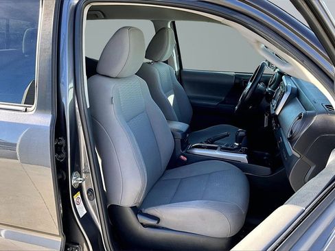 Used 2019 Toyota Tacoma SR5 image 8