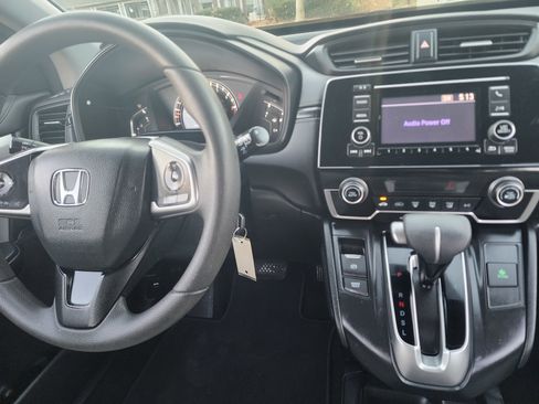 Used 2017 Honda CR-V LX image 31