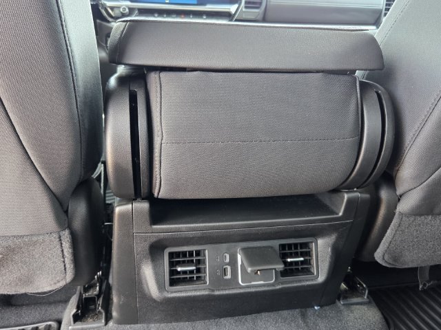 Used 2026 Chevrolet Silverado 2500 LT AWD/4WD image 12