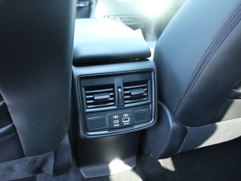 Used 2026 Subaru Forester Premium AWD/4WD image 30