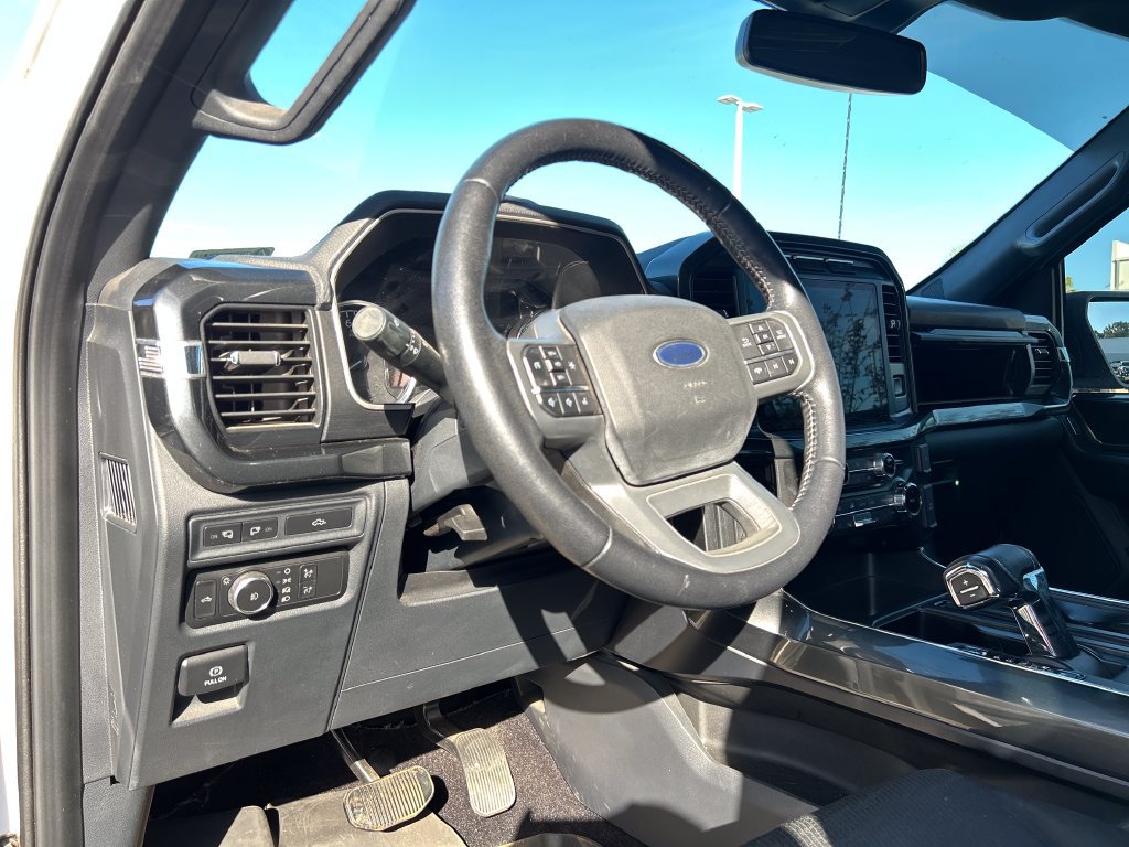 Used 2022 Ford F150 XLT w/ Equipment Group 302A High AWD/4WD image 9