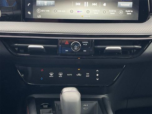 New 2025 Nissan Kicks SR image 26