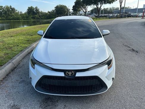 Used 2021 Toyota Corolla LE FWD image 9