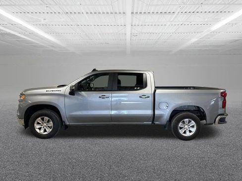 Used 2025 Chevrolet Silverado 1500 LT image 1