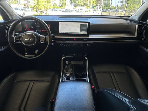 Used 2024 Kia Sorento S FWD image 36