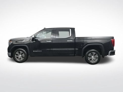 Used 2025 GMC Sierra 1500 SLT RWD image 10