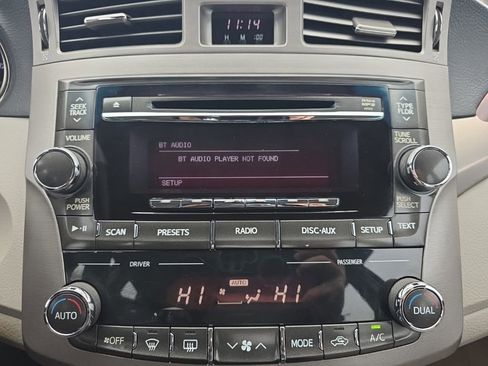 Used 2011 Toyota Avalon image 29