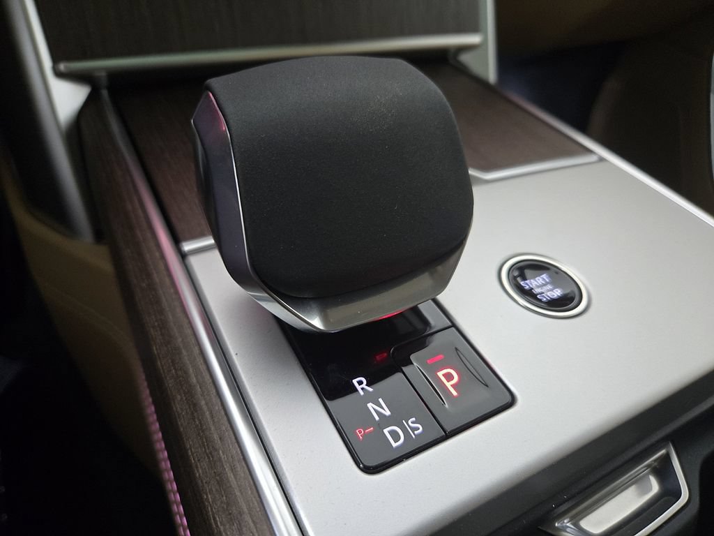 New 2026 Land Rover Range Rover SE AWD/4WD image 15