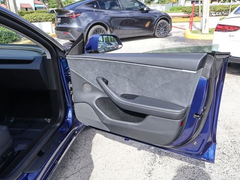 Used 2024 Tesla Model 3 Performance AWD/4WD image 27