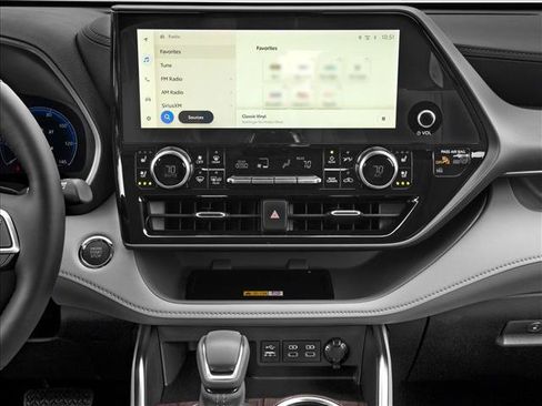 New 2026 Toyota Highlander Limited AWD/4WD image 12