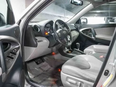 Used 2012 Toyota RAV4 Limited w/ Navigation Value Pkg image 18