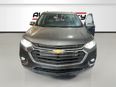 Used 2021 Chevrolet Traverse LT AWD/4WD image 2