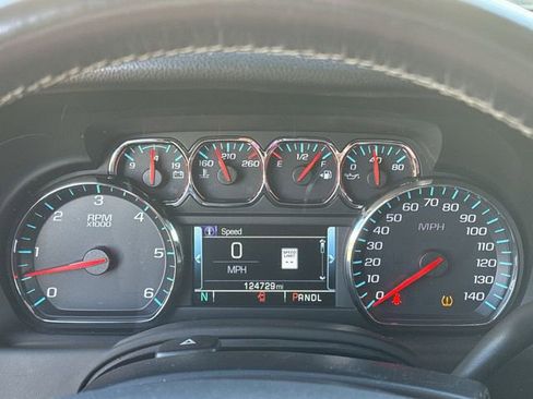 Used 2019 Chevrolet Tahoe LT image 12