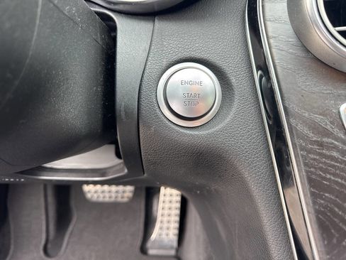 Used 2015 Mercedes-Benz C 300 4MATIC Sedan image 24