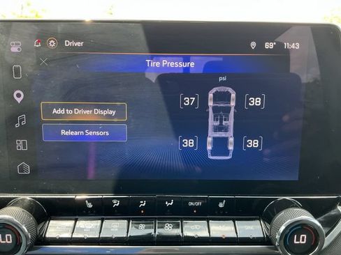 Used 2024 Chevrolet Colorado Z71 w/ Z71 Convenience Package 2 AWD/4WD image 20