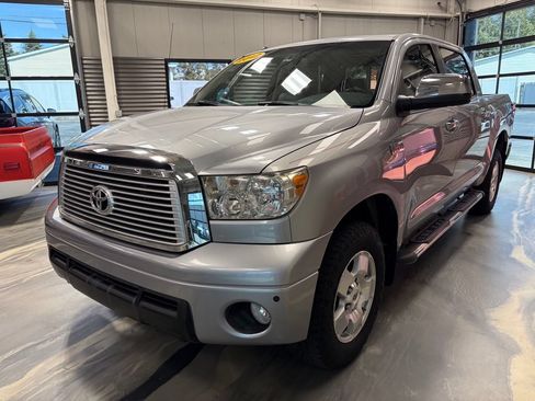 Used 2012 Toyota Tundra Limited w/ Memory Pkg AWD/4WD image 3