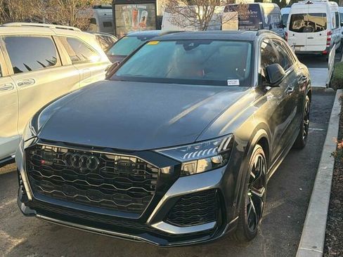 Used 2024 Audi RS Q8 image 2